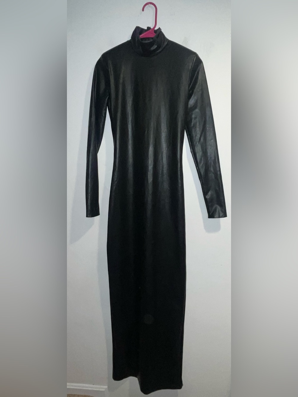 TACRAI Faux leather bodycon dress in Matte black